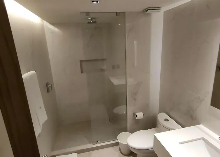 Hotel Alia Boutique Wtc 4*